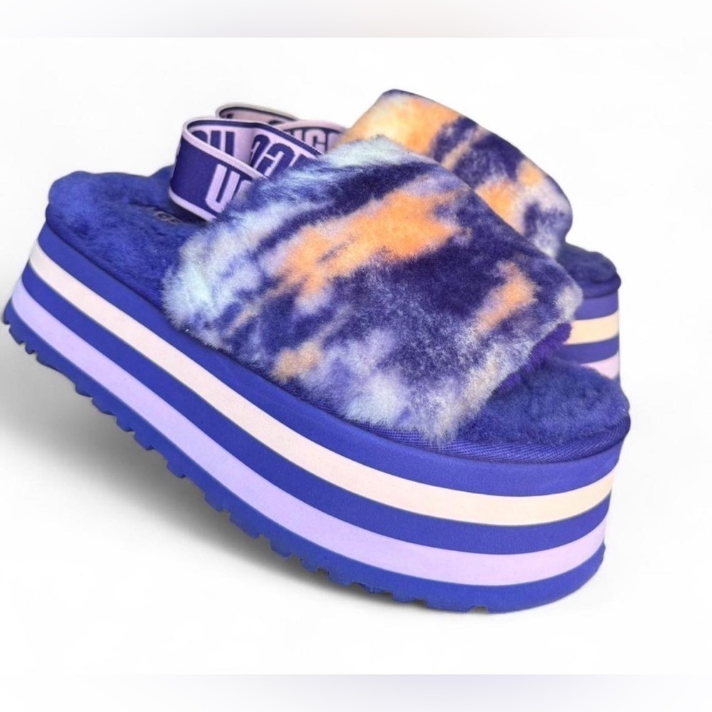 UGG Women's Disco Marble Slide sandals Violet Night color. size 8 EUC